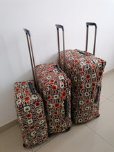 Load image into Gallery viewer, Lot de 3 Housses de protection pour valise (tissu wax)
