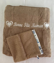 将图片加载到图库查看器，Serviette de bain Bonne Fête Maman avec tissu wax
